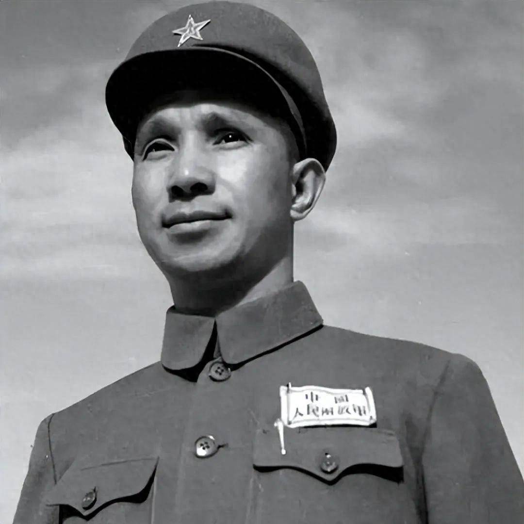 原创第三野战军成立后张震能成为参谋长离不开粟裕的支持