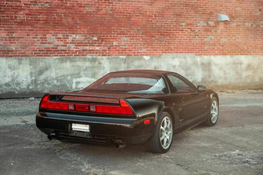 大扭矩280牛米,后来历经过很多次改款升级,还挂了讴歌的车标销往北美