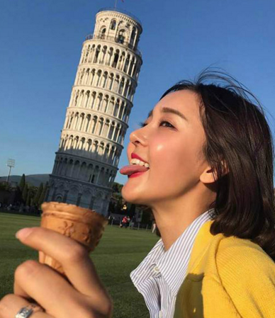 茜茜:伯父伯母,我吧,就是一拉客的.可可的父母嘘