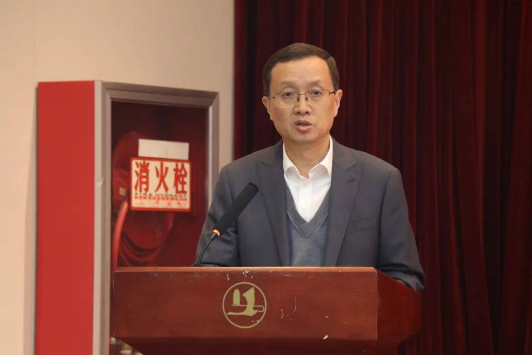 管理处处长李月娥,副处长陈博敏,省公共资源交易中心业务二处处长钱涛