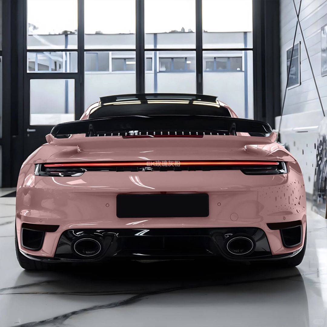 保时捷911ek改色膜玫瑰灰粉融入了深邃的灰色调