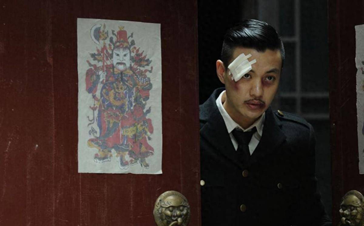 谈起给观众留下深刻印象的谍战电影,由黄晓明,周迅,张涵予主演的