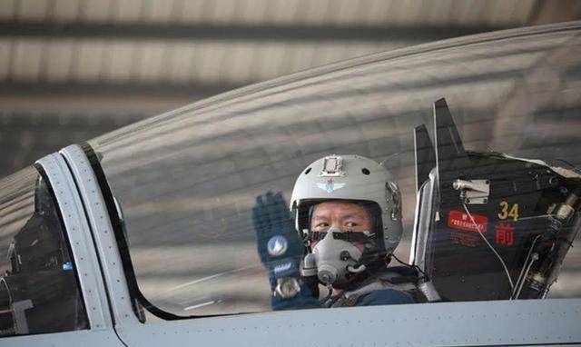 原创不允许有伤疤的人当飞行员受过伤的飞行员为何却能继续飞呢