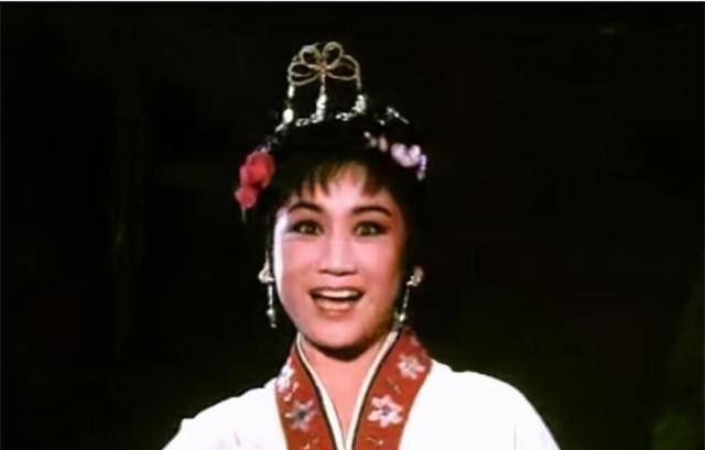 黄婉秋因刘三姐走红曾任文化局副局长与儿子相继离世