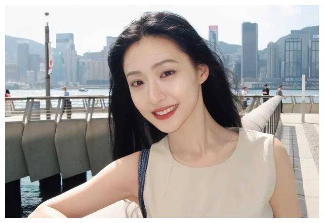 胡馨儿_爱情_洛言