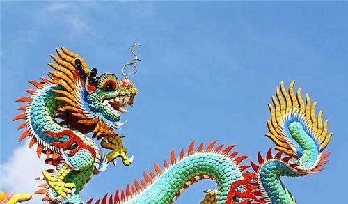 原创锁龙井为何有拉不完的铁链难道里面真有龙曾把日本人吓退