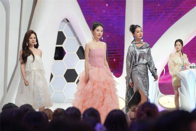 婚礼策划师登非诚勿扰好的爱情应当携手并进