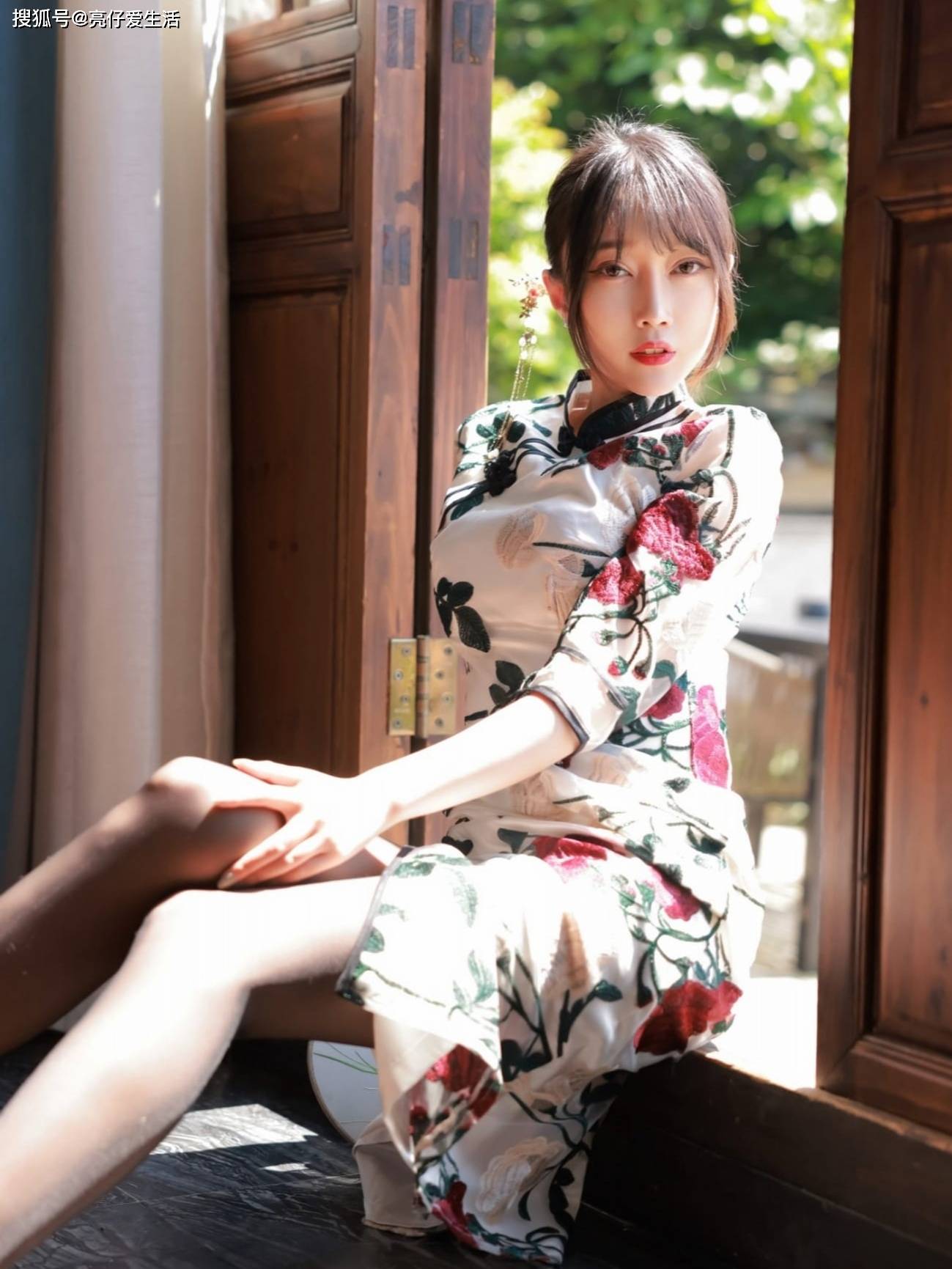 原创旗袍美人的红果时光