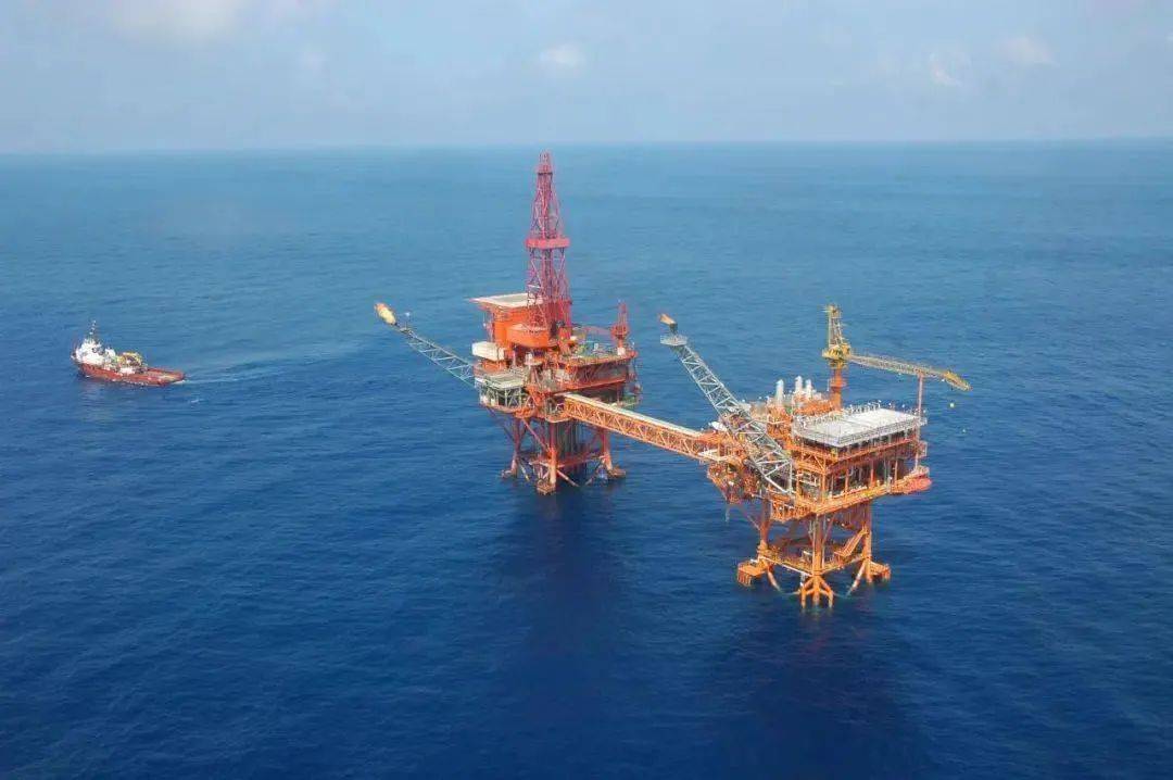 海洋石油718图片