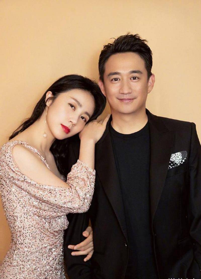 这条消息的评论者中不乏认为,黄磊这就是要直接把女儿打造成明星的