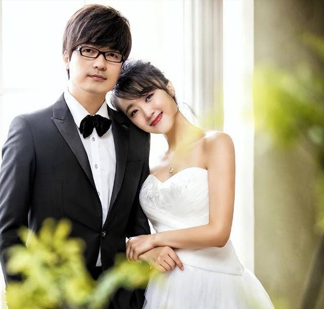 玖月奇迹:星光大道走红,相恋12年结婚,2年后分手,如今怎样了_小海_王