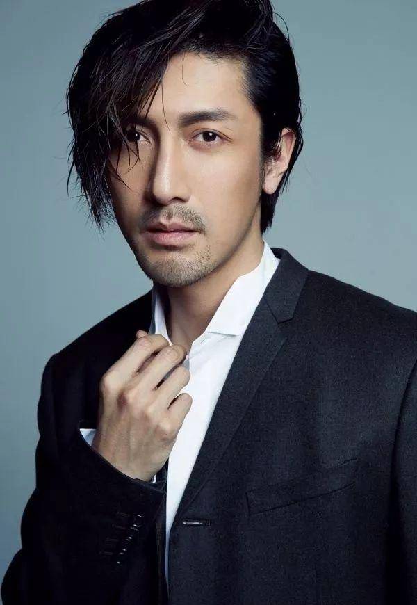 "老干部"张鲁一:低调演戏18年,生活很神秘,结婚多年零绯闻