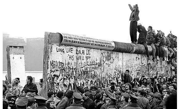 东德,西德,分裂40多年,差异性极大,为何能够短期完成统一_德国_欧洲