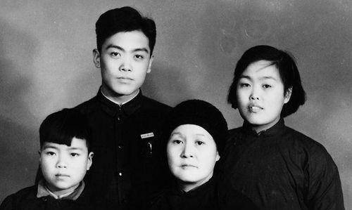 世人眼里,季羡林十全十美;家人眼中,他是没有感情的"杀手"_家庭_季承