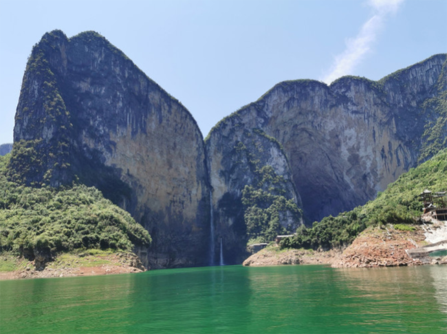 恩施私人导游联系方式,恩施当地私人导游推荐!_丹丹_旅游_清江