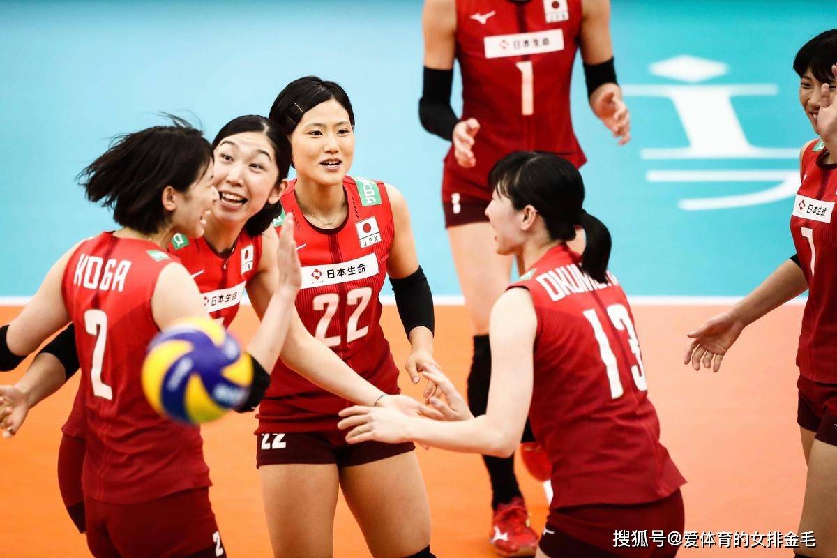 西村弥菜美副攻(6人):渡边彩,山田二千华,宫部蓝梨,平山诗嫣,荒木彩花