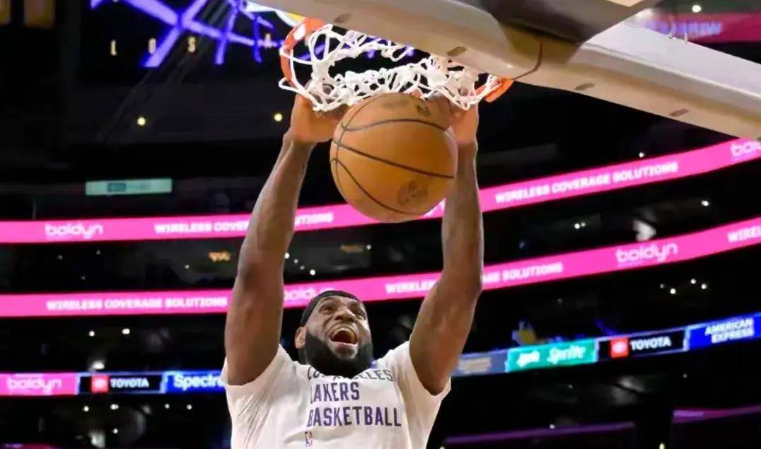 原创篮球界的新goat詹姆斯达成4万分里程碑评论区也炸锅了