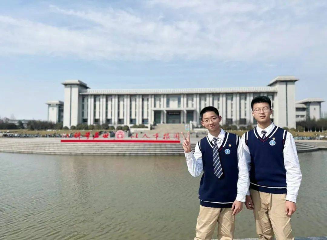 原创让榜样成为一种力量鼓楼区这所初中百日誓师走进东南大学