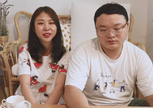 原创b站花花与三猫停更一个月后回归就后院猫事件道歉说着说着都哭了