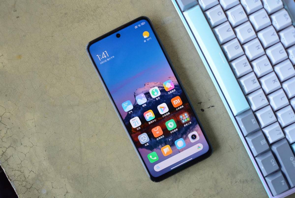 小米销量之王:90万跑分 144hz 5080mah,12gb 256gb仅1299元_redmi