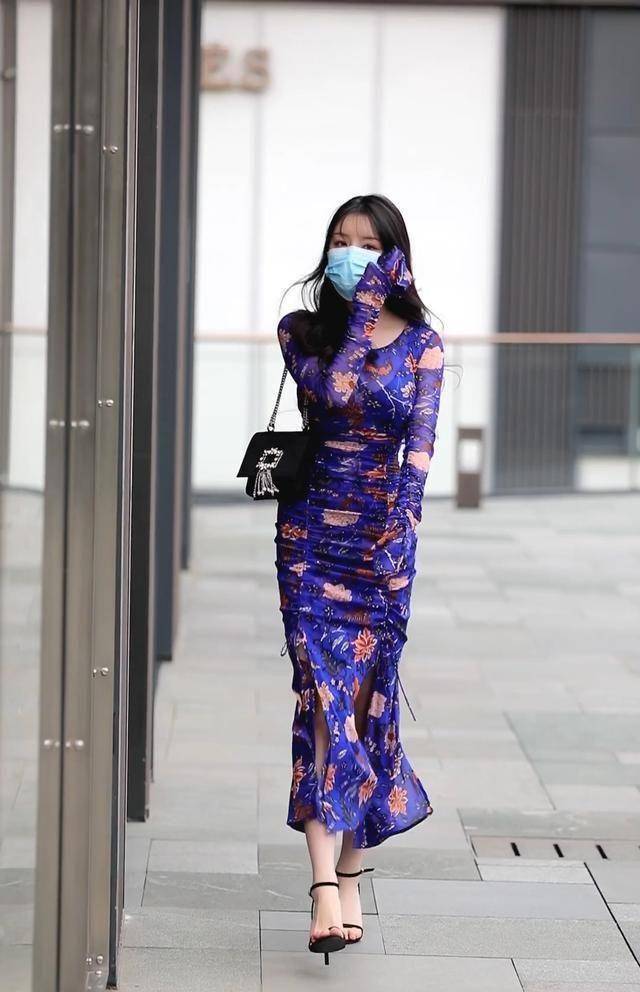 原创这样选择饱和度高的衣服材质轻柔显仙气修身连衣裙穿出好身材