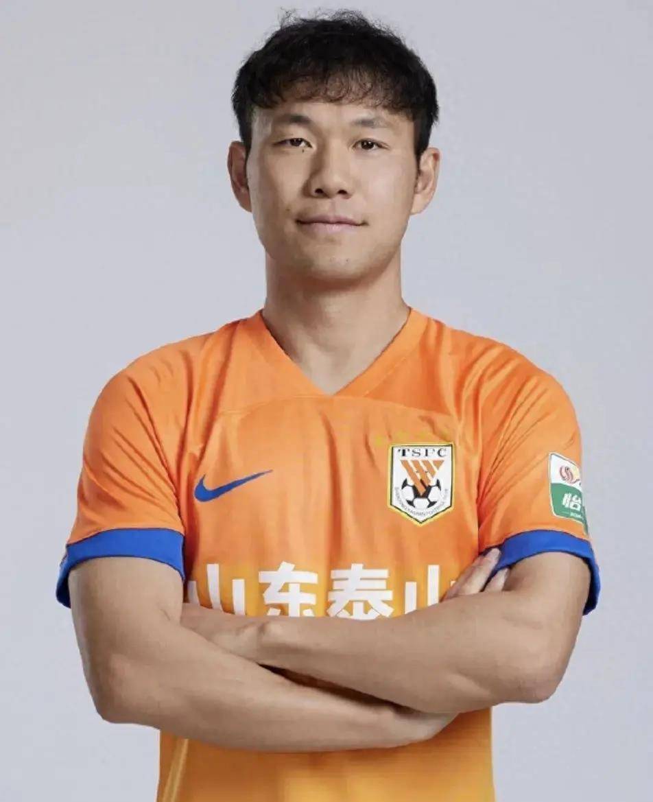 成年_主教练_谢文