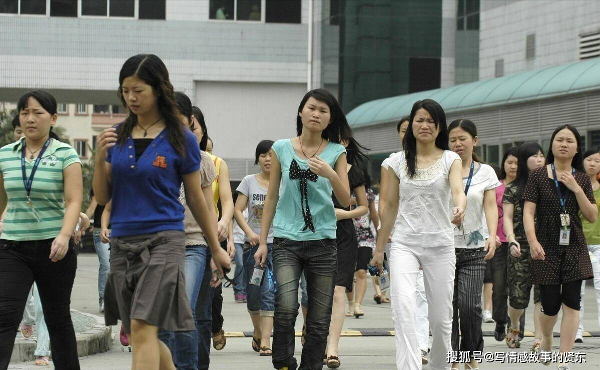 原创东莞往事东莞电子厂32岁离异女的情感挣扎