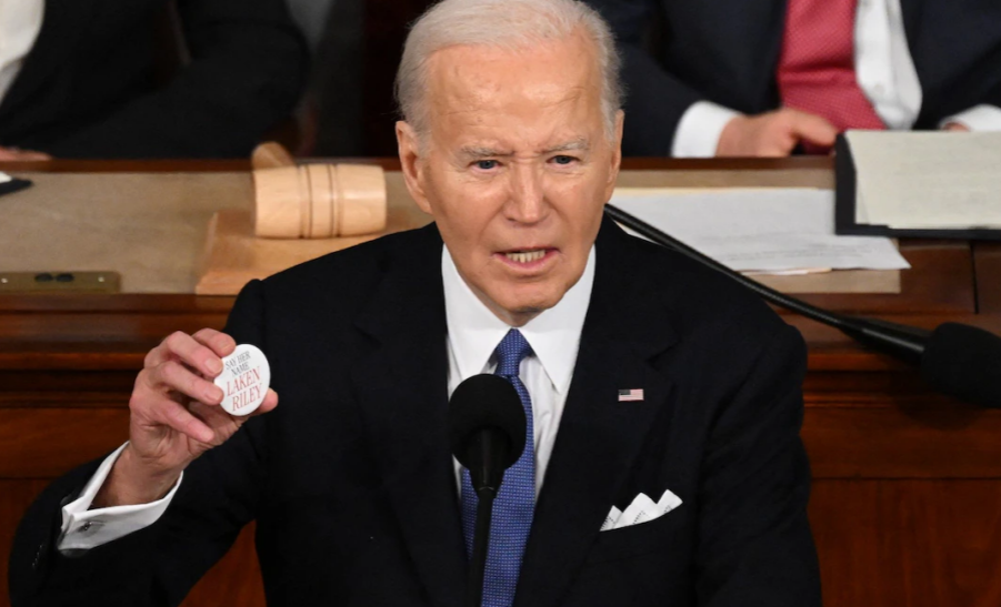 拜登第一:纽约邮报和国会山报等美国媒体,在3月8日对外公开报道了当时