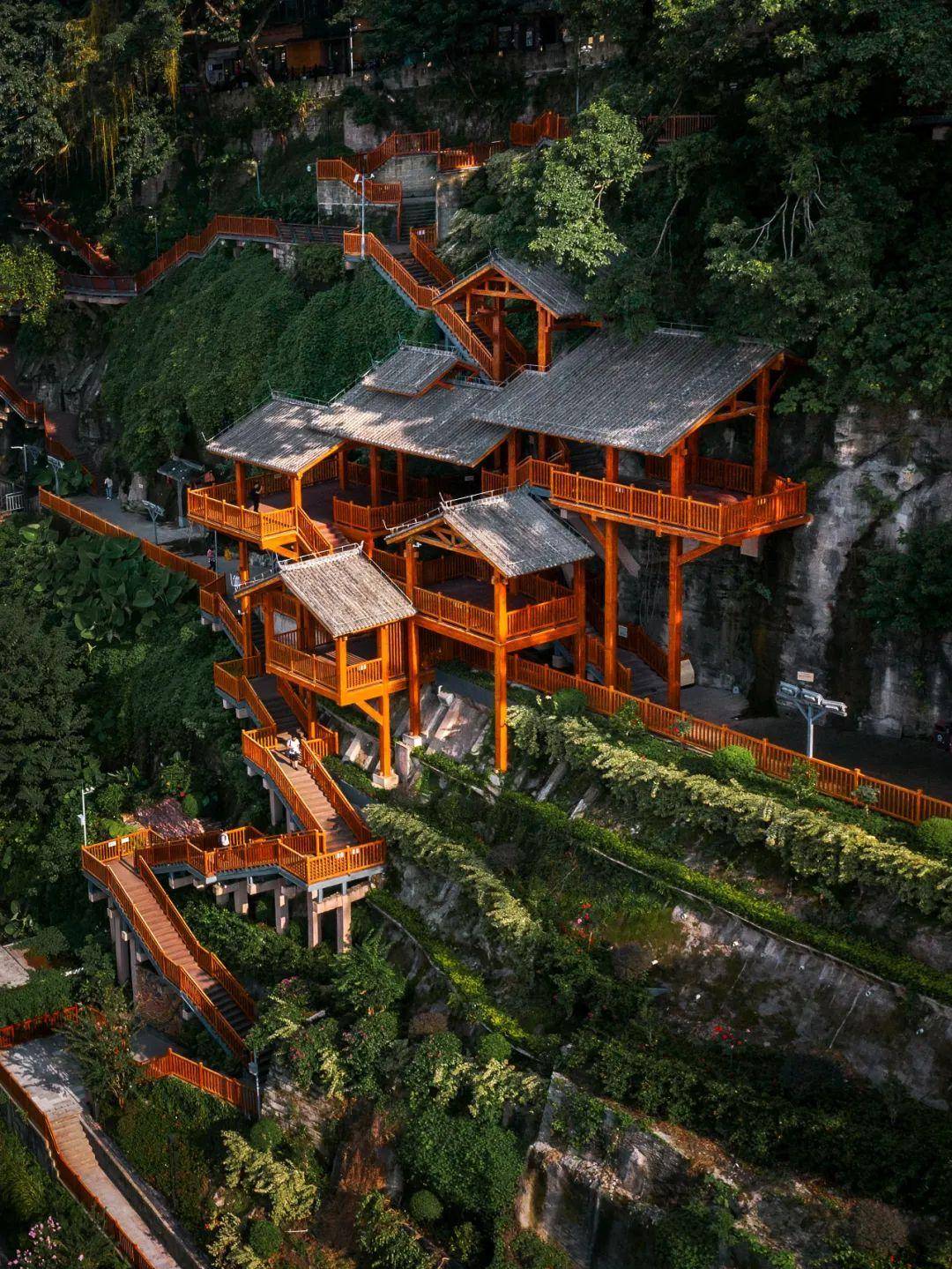 渝中全景图鉴一丨解放碑从一个传奇到无数个传奇