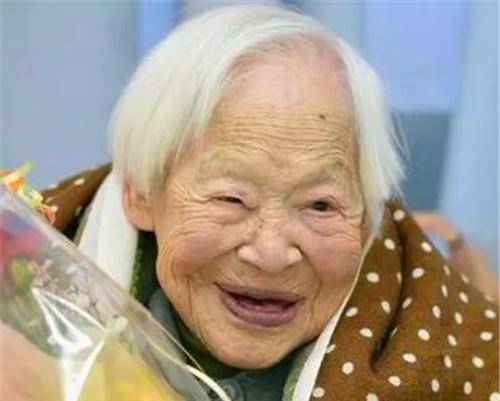 原创她出生于光绪13年活了117岁被吉尼斯认证长寿秘诀仅4个字