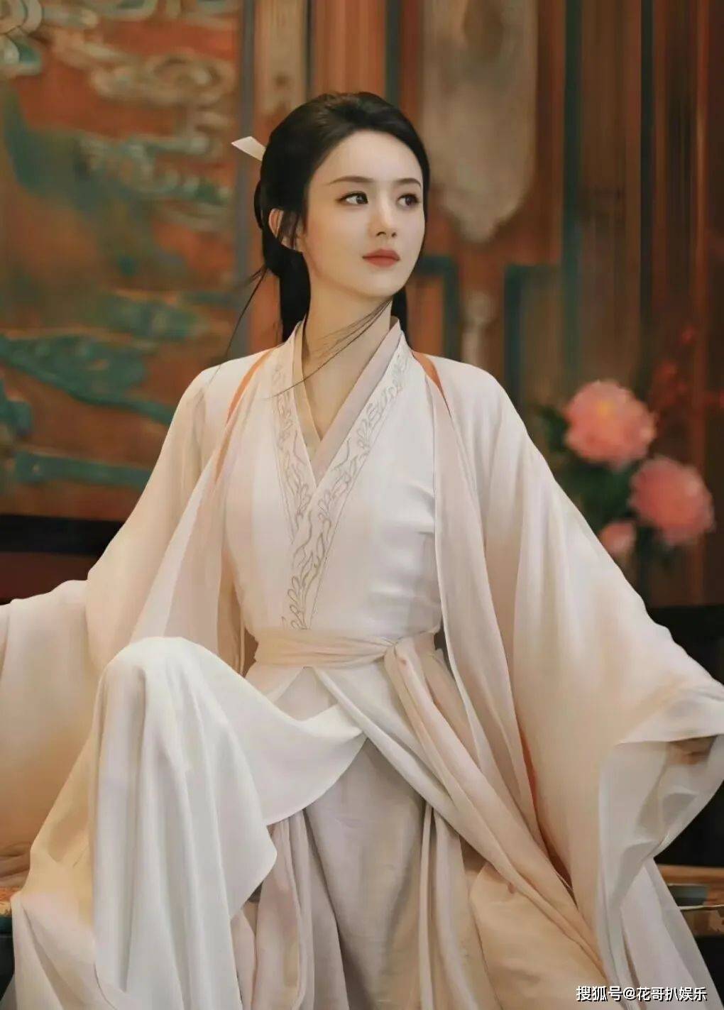 原创赵丽颖新剧与凤行定档剧中配音遭到群嘲监制一职也被质疑