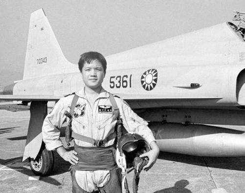 空军英雄李向阳图片