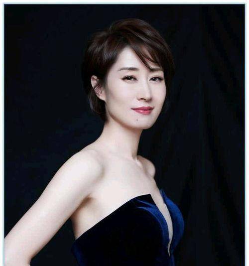 她曾被称为"小巩俐",30岁嫁入豪门,却因一根冰激凌和老公离婚_刘敏涛