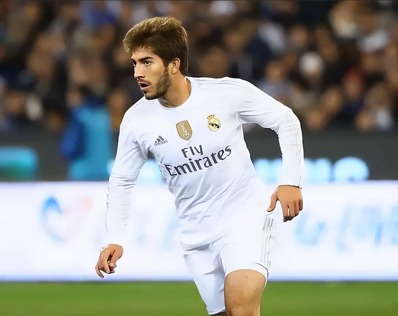 那些年在伯纳乌舞动的桑巴舞曲,09年之后加盟皇马的巴西球员盘点_卡卡