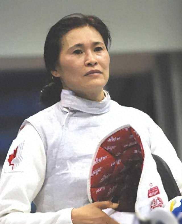 原创亚洲第一剑栾菊杰在1984年的洛杉矶奥运会上拿到了击剑冠