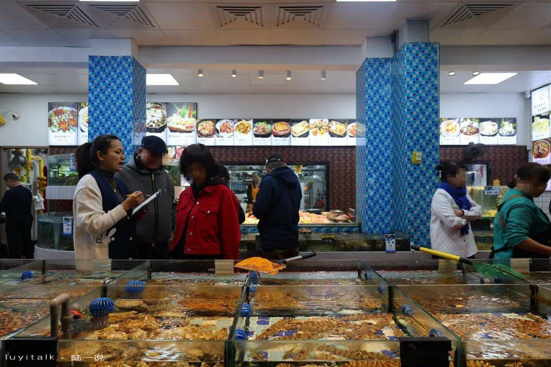 原创厦门火车站有家老牌海鲜大排档海鲜生猛本地人常来游客必到