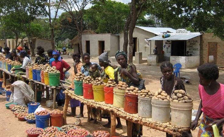 原创全球10大内陆国非洲7个经济落后亚洲3个都是我国邻国