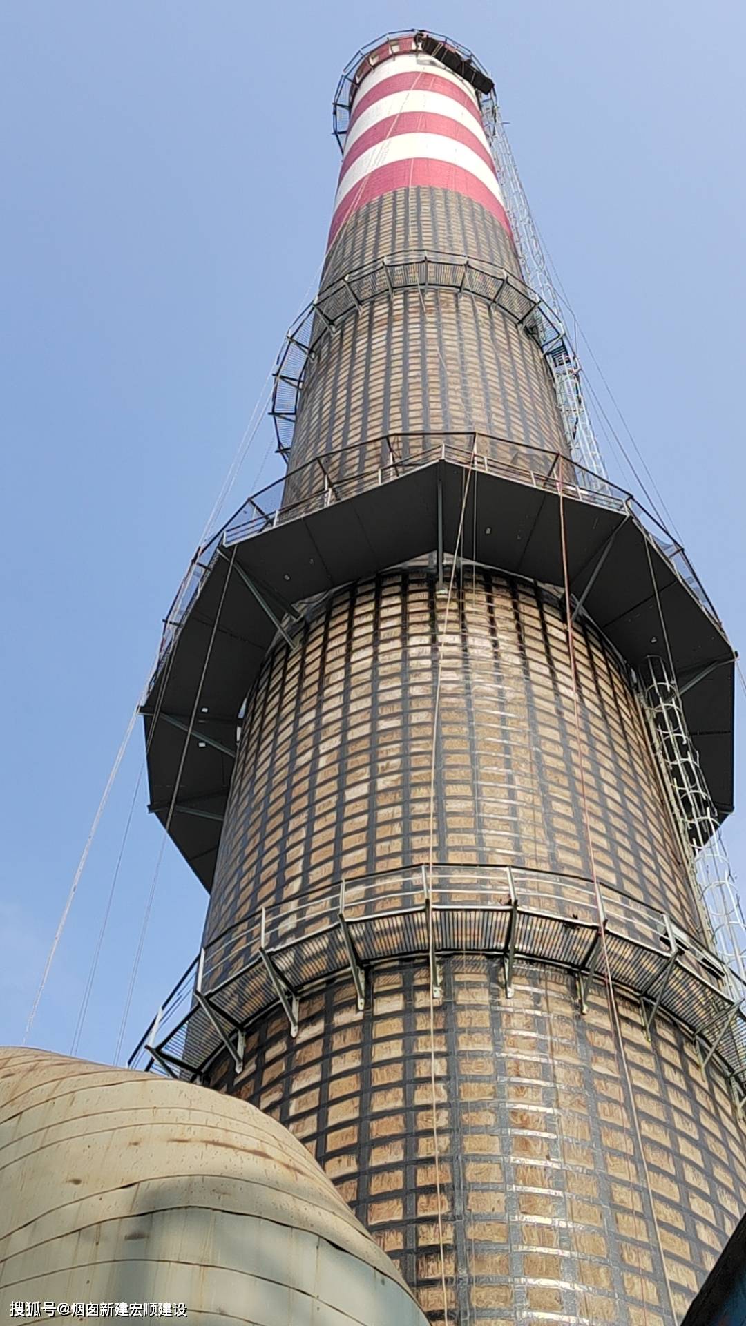 江苏烟囱防腐公司施工的详细过程