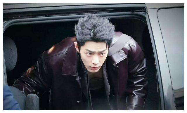 肖战内娱担当,崭露头角_世趋_亚洲_全球