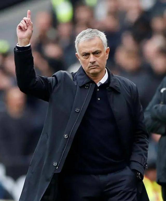 原创切尔西危机混子主帅波切蒂诺拒绝离队球队欧战资格岌岌可危