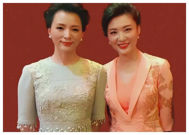 董卿自豪分享,10岁儿子温暖如一,周涛幽默回应,笑料百出_姐姐_气质