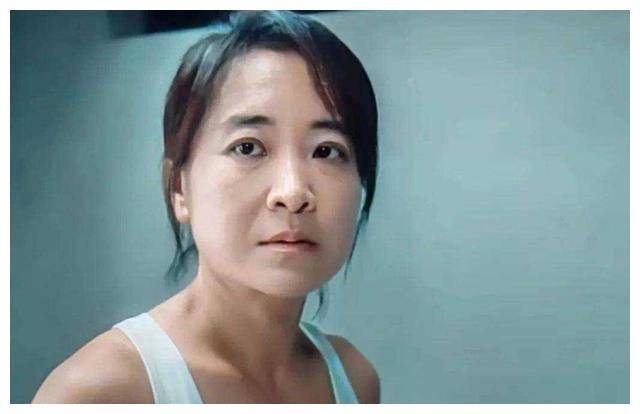 贾玲遭导演痛批盈利滚滚却贪得无厌世人何以为范