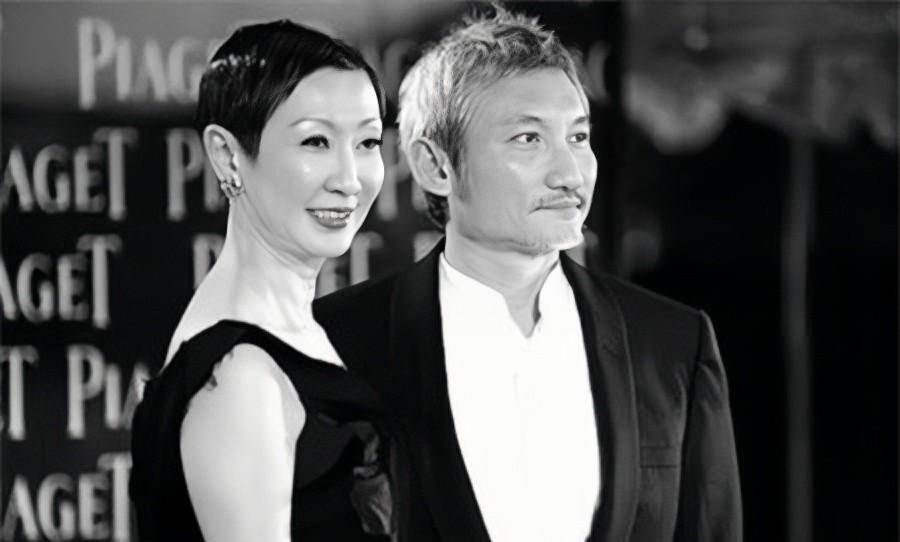 当时施南生不止一次的和好友林青霞说过:其实我想和徐克有个孩子,我想