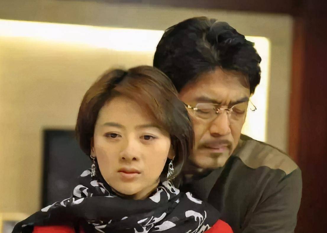 原创因重名常被人认错头婚嫁老师闪离二婚嫁给小6岁经超今很幸福