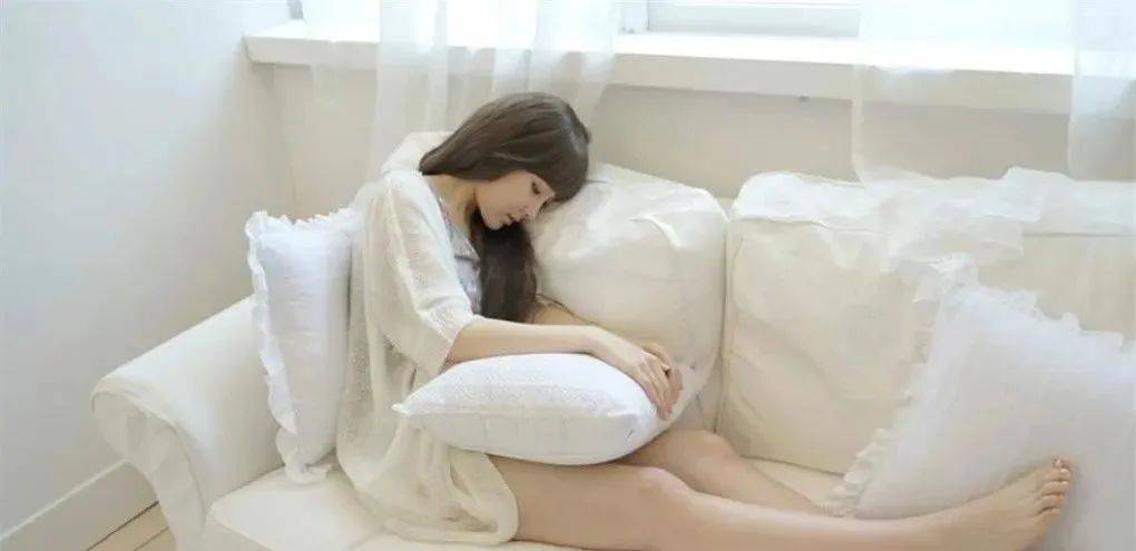 离婚闹崩了,老公在孩子脸上大小便…_韩雅凛_金英杰_刘花英