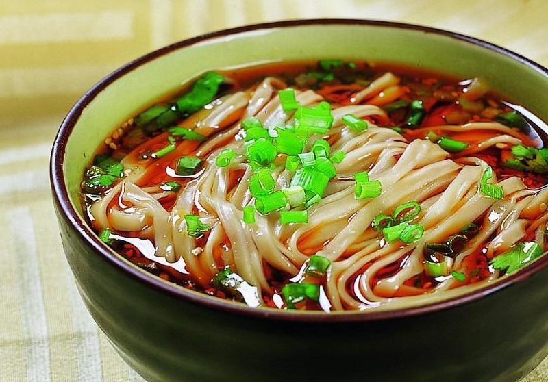 一碗酸汤面慰藉你的胃!