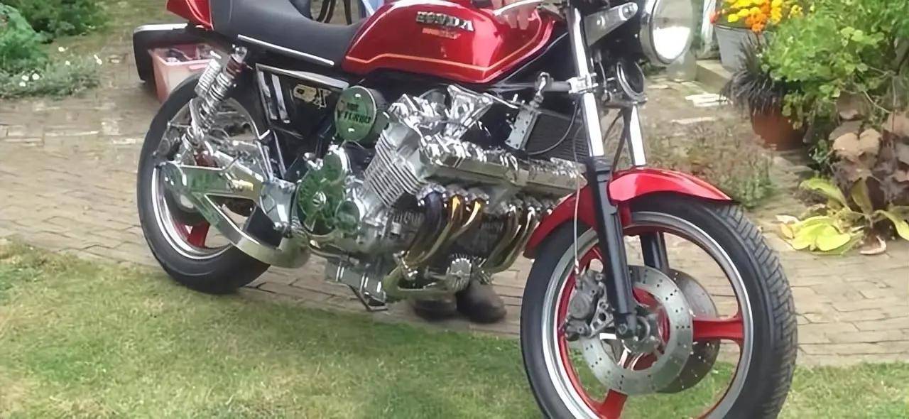 产自上世纪七十年代的本田cb1000,六缸发动机设计,号称油老虎_搜狐