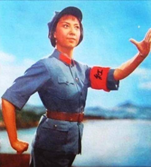 专家说改革开放了红色娘子军这种过时的样板戏应该被淘汰