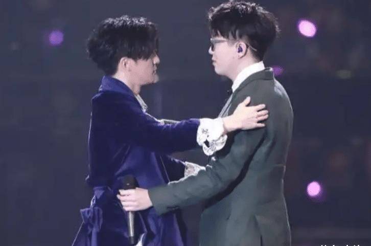 却拿不出一首像样的代表作,这5位明星太尴尬_蔡徐坤_华晨宇_流量