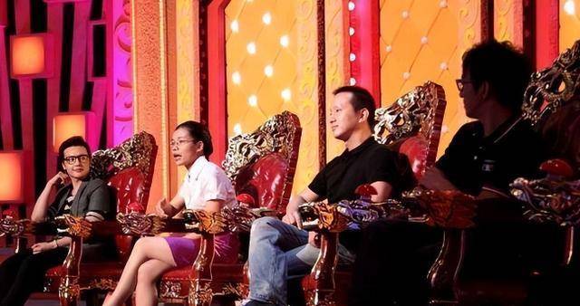 比如说节目组里边的常驻嘉宾陈昊,这个人可是优胜教育
